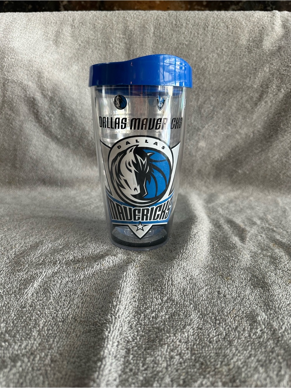 Dallas Mavericks Tumbler with Blue Lid